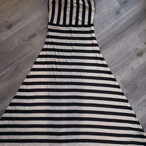 Mossimo Black and Cream Strapless Maxi Dress Size SP